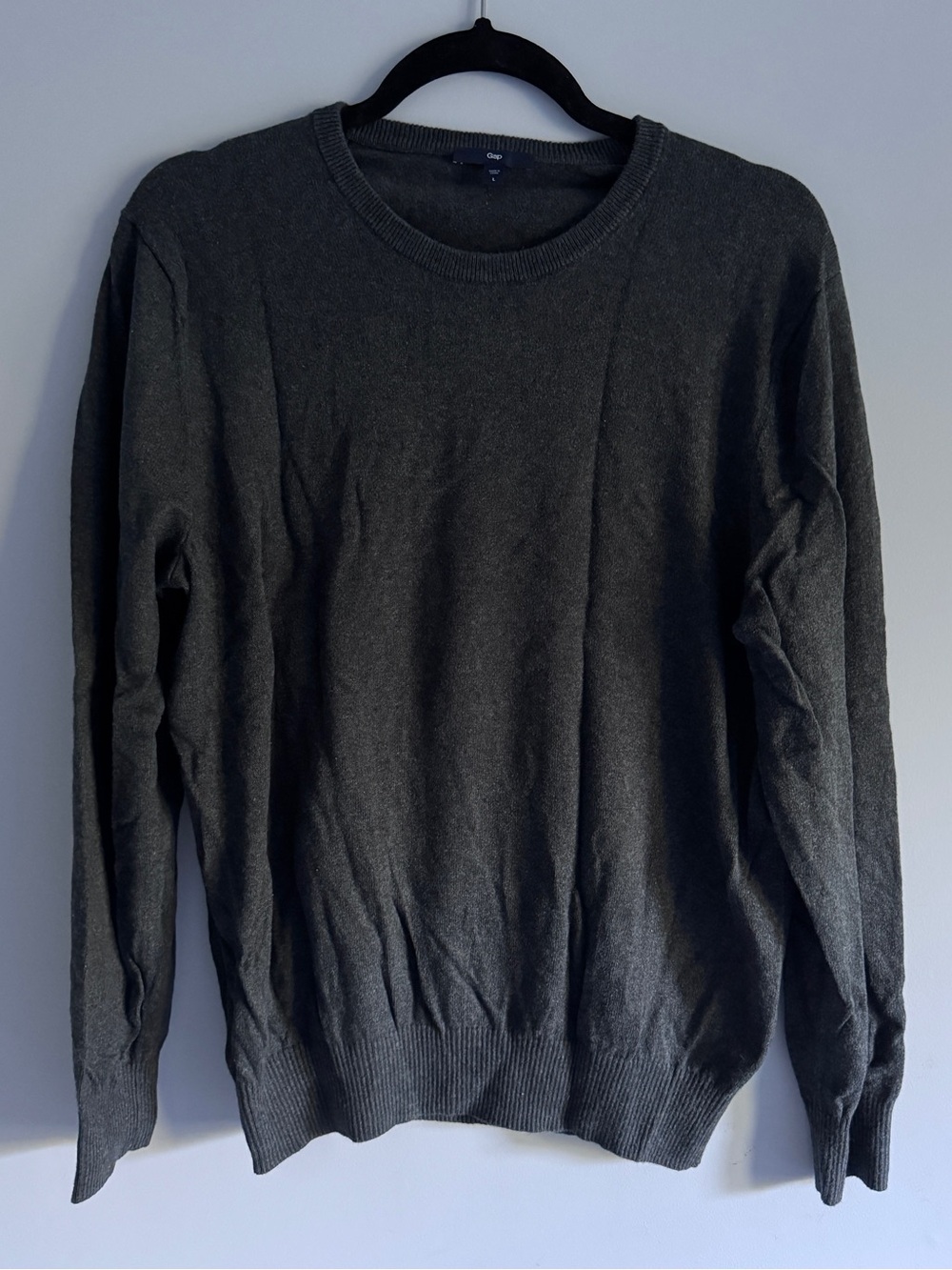 GAP Men's Crewneck Sweater - Charcoal Gray